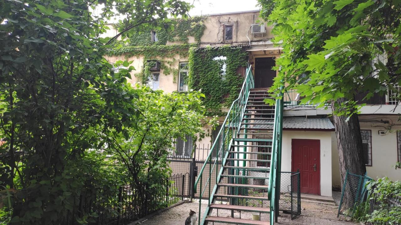 Квартира На Дерибасовcкой Odessa Exterior foto