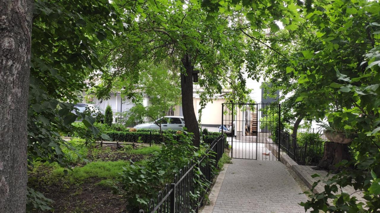 Квартира На Дерибасовcкой Odessa Exterior foto